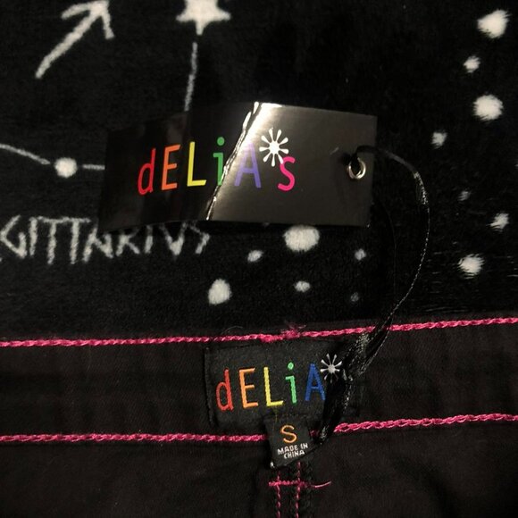 Dolls Kill Vacation Awaits Mini Skirt - Picture 2 of 4